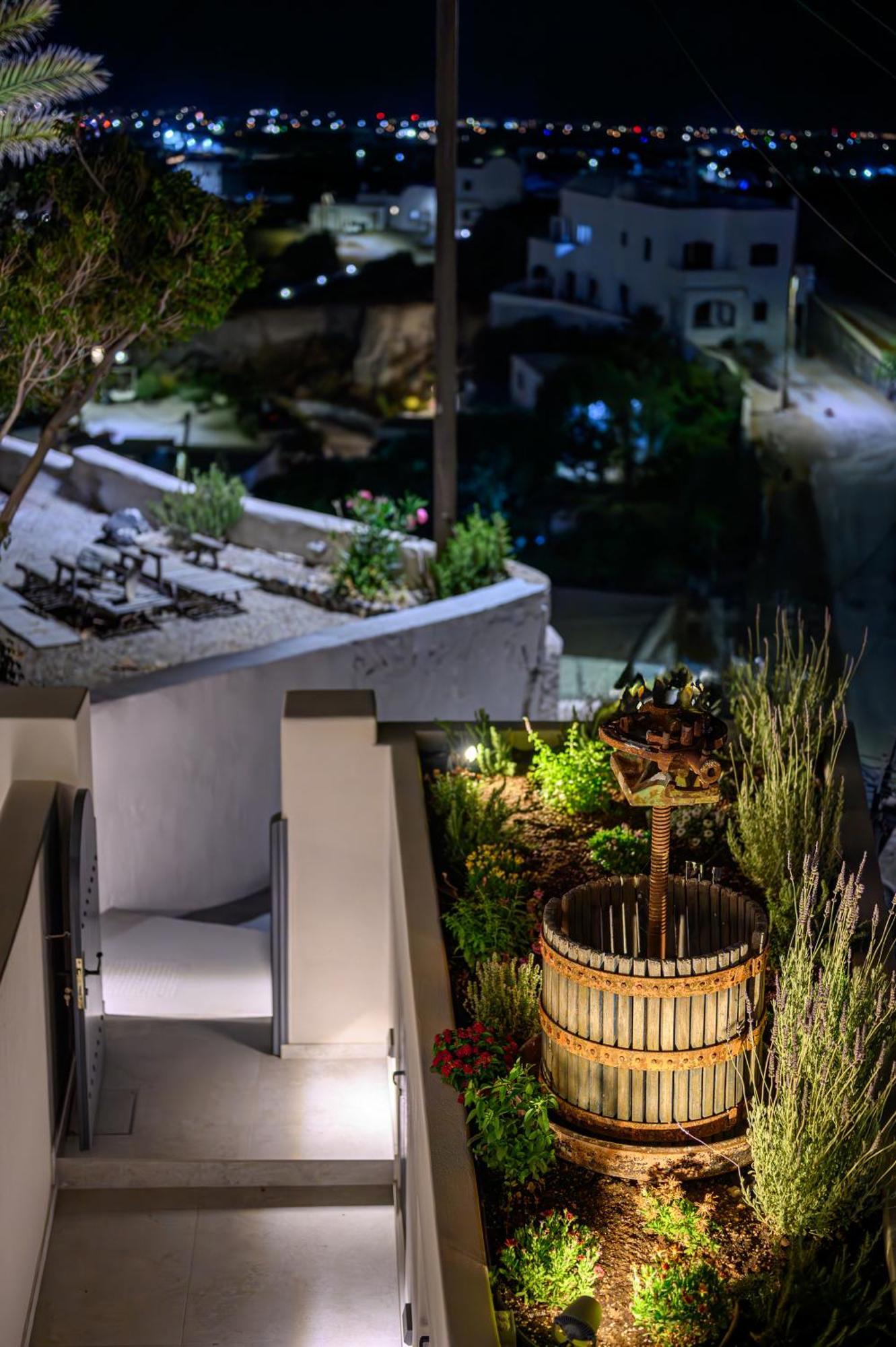 Galaria Serenity Suites Vóthon 외부 사진