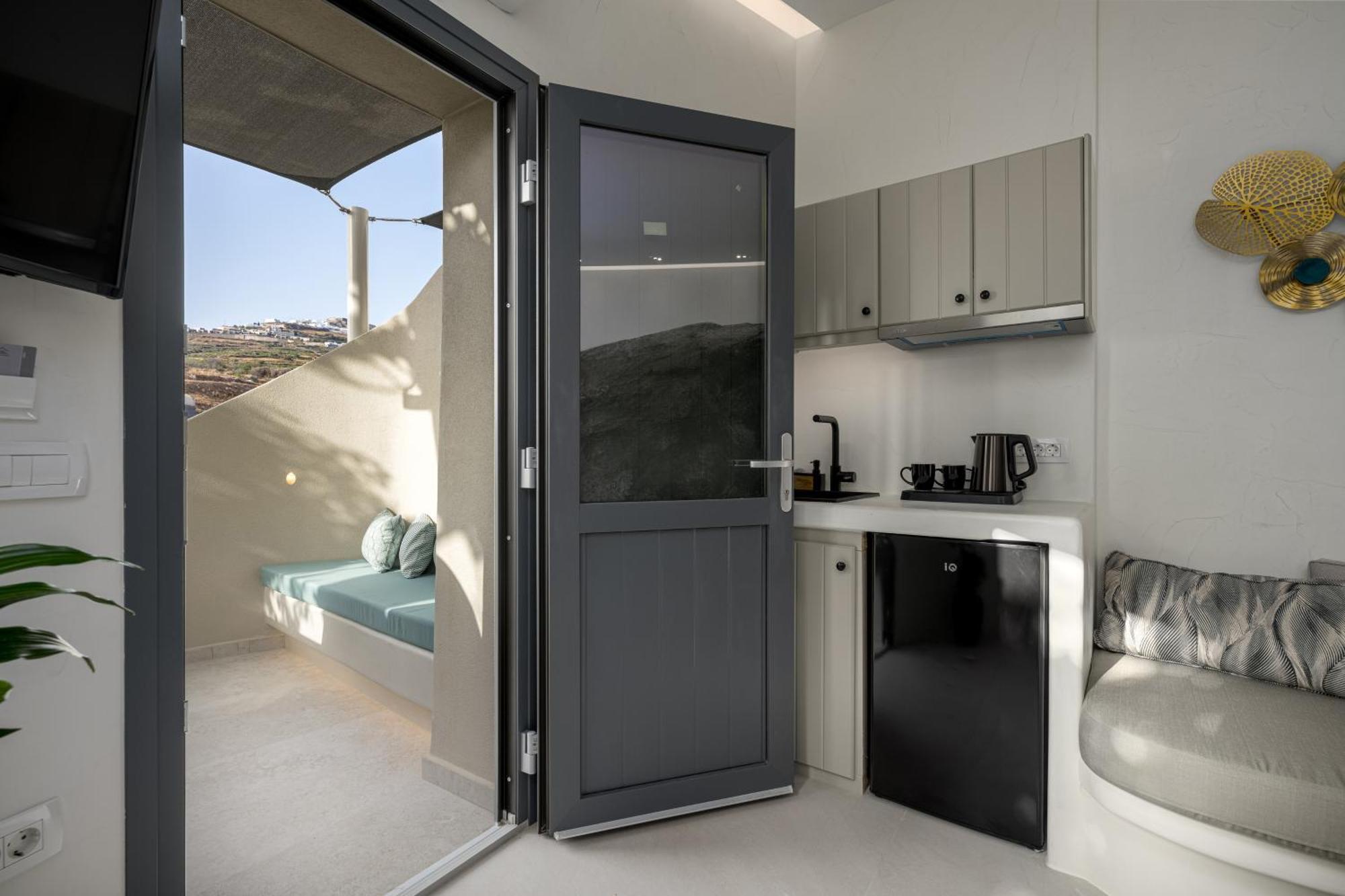 Galaria Serenity Suites Vóthon 외부 사진