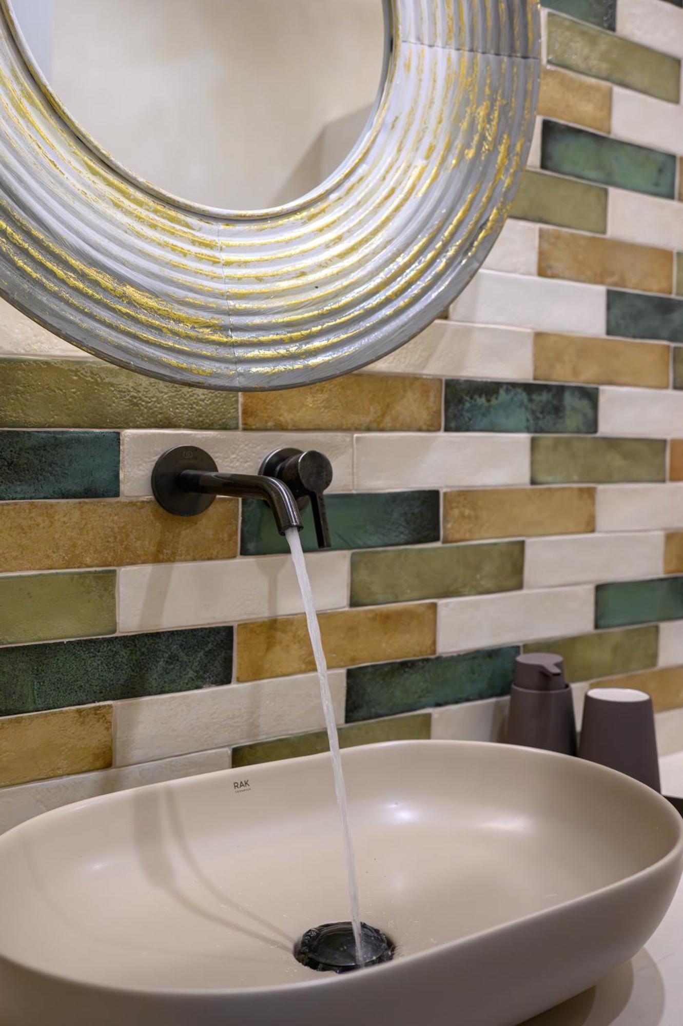 Galaria Serenity Suites Vóthon 외부 사진