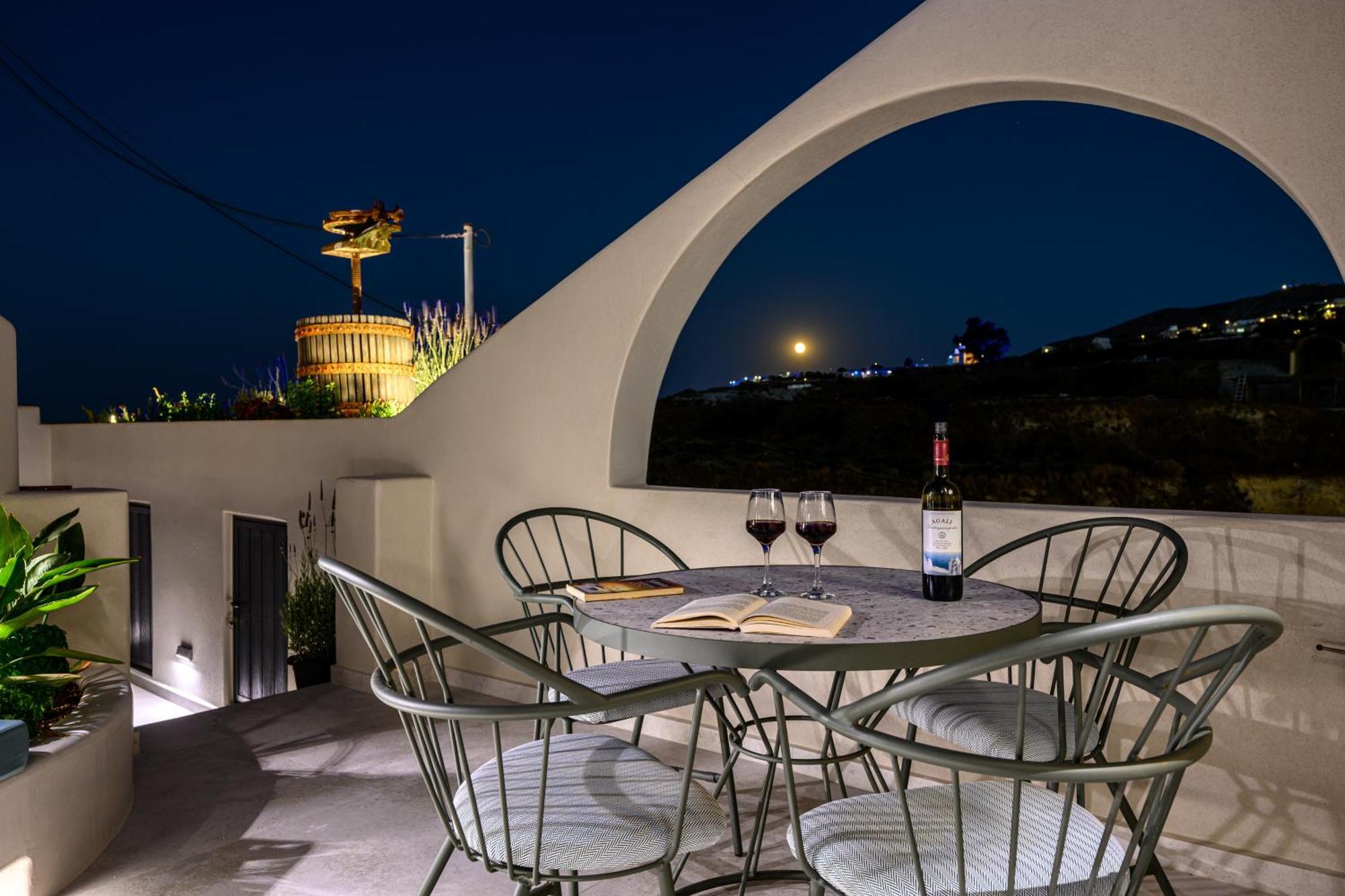 Galaria Serenity Suites Vóthon 외부 사진